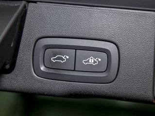 2020 Volvo XC60 in St-Jérôme, Quebec - 32 - w320h240px