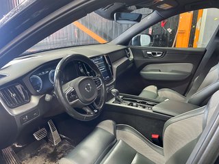Volvo XC60  2020 à St-Jérôme, Québec - 5 - w320h240px