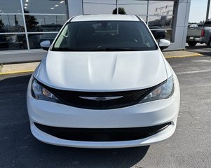2022 Chrysler Grand Caravan SXT in Gander, Newfoundland and Labrador - 3 - w320h240px