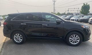2020 Kia Sorento LX in Gander, Newfoundland and Labrador - 2 - w320h240px