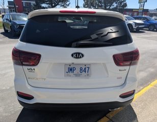 2020 Kia Sorento LX in Gander, Newfoundland and Labrador - 6 - w320h240px