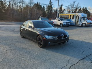 2013 BMW 3 Series 320i xDrive in Dartmouth, Nova Scotia - 2 - w320h240px