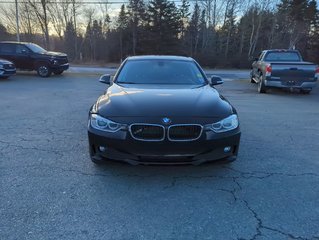 2013 BMW 3 Series 320i xDrive in Dartmouth, Nova Scotia - 3 - w320h240px