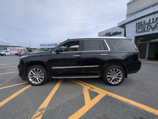 2019  Escalade Luxury *GM Certified* in Dartmouth, Nova Scotia - 5 - w320h240px