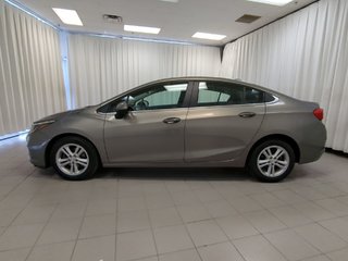 2017 Chevrolet Cruze LT in Dartmouth, Nova Scotia - 5 - w320h240px
