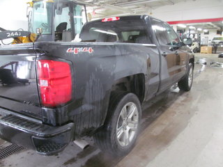 2017 Chevrolet Silverado 1500 Custom in Dartmouth, Nova Scotia - 4 - w320h240px