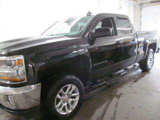 2017 Chevrolet Silverado 1500 LT in Dartmouth, Nova Scotia - 2 - w320h240px