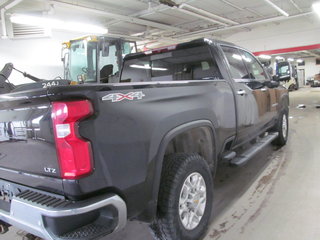 2022 Chevrolet Silverado 2500HD LTZ in Dartmouth, Nova Scotia - 4 - w320h240px