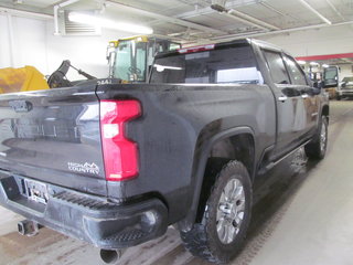 2022 Chevrolet Silverado 2500HD High Country in Dartmouth, Nova Scotia - 4 - w320h240px