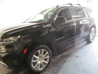 2021 Chevrolet Suburban High Country in Dartmouth, Nova Scotia - 2 - w320h240px
