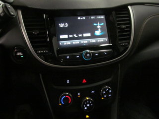 2017 Chevrolet Trax LT in Dartmouth, Nova Scotia - 6 - w320h240px