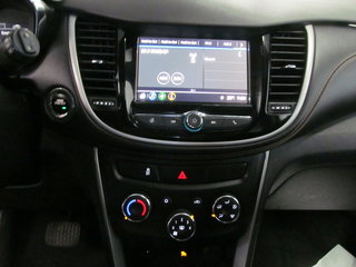 2018 Chevrolet Trax LT in Dartmouth, Nova Scotia - 6 - w320h240px