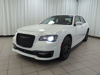 2023 Chrysler 300 S in Dartmouth, Nova Scotia - 4 - w320h240px