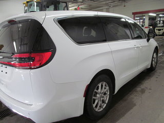 2024 Chrysler Pacifica Touring in Dartmouth, Nova Scotia - 4 - w320h240px