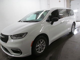 2024 Chrysler Pacifica Touring in Dartmouth, Nova Scotia - 2 - w320h240px