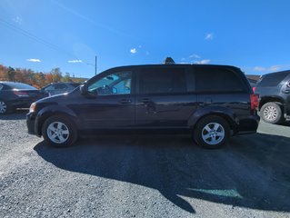 2013  Grand Caravan SE in Dartmouth, Nova Scotia - 5 - w320h240px