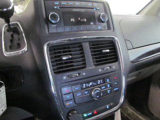 2014 Dodge Grand Caravan Crew in Dartmouth, Nova Scotia - 6 - w320h240px