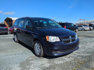 2015  Grand Caravan Canada Value Package in Dartmouth, Nova Scotia - 2 - w320h240px