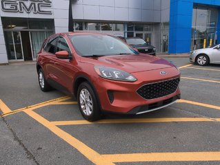 2020  Escape SE in Dartmouth, Nova Scotia - 2 - w320h240px