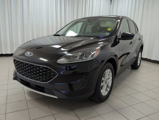 2020 Ford Escape SE AWD in Dartmouth, Nova Scotia - 4 - w320h240px
