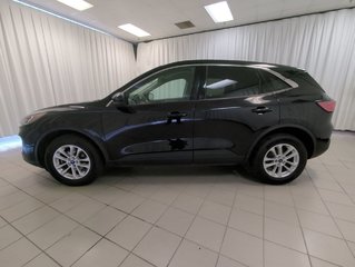 2020 Ford Escape SE AWD in Dartmouth, Nova Scotia - 5 - w320h240px