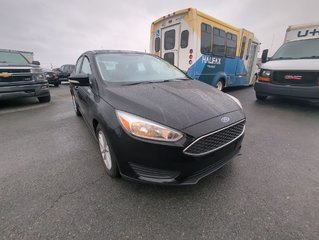 2016 Ford Focus SE in Dartmouth, Nova Scotia - 2 - w320h240px