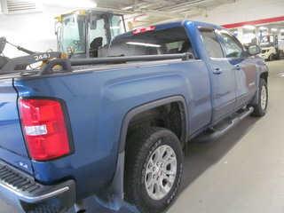 2017 GMC Sierra 1500 SLE in Dartmouth, Nova Scotia - 4 - w320h240px