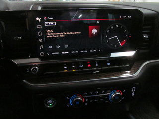 2022 GMC Sierra 1500 Elevation in Dartmouth, Nova Scotia - 6 - w320h240px