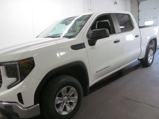 2023 GMC Sierra 1500 Pro in Dartmouth, Nova Scotia - 2 - w320h240px
