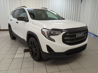 2020 GMC Terrain SLE in Dartmouth, Nova Scotia - 2 - w320h240px
