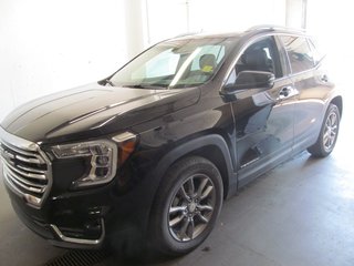 2022 GMC Terrain SLT in Dartmouth, Nova Scotia - 2 - w320h240px