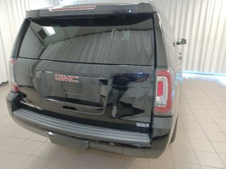 2016  Yukon XL SLT in Dartmouth, Nova Scotia - 6 - w320h240px