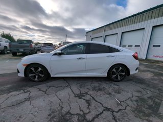 2018 Honda Civic Sedan Touring in Dartmouth, Nova Scotia - 5 - w320h240px