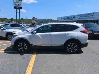 2019  CR-V Touring in Dartmouth, Nova Scotia - 5 - w320h240px