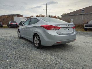 2013 Hyundai Elantra GLS in Dartmouth, Nova Scotia - 6 - w320h240px