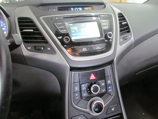 2016 Hyundai Elantra GLS in Dartmouth, Nova Scotia - 6 - w320h240px