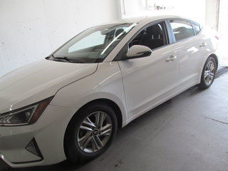 2020 Hyundai Elantra Preferred in Dartmouth, Nova Scotia - 2 - w320h240px