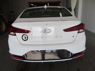 2020 Hyundai Elantra Preferred in Dartmouth, Nova Scotia - 3 - w320h240px