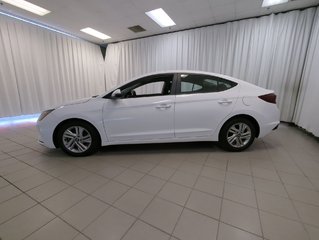 2020 Hyundai Elantra Preferred in Dartmouth, Nova Scotia - 5 - w320h240px