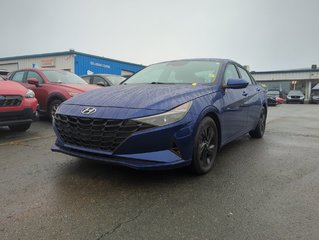 2023 Hyundai Elantra Preferred *GM Certified* in Dartmouth, Nova Scotia - 4 - w320h240px