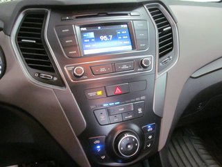2018 Hyundai Santa Fe XL BASE in Dartmouth, Nova Scotia - 6 - w320h240px