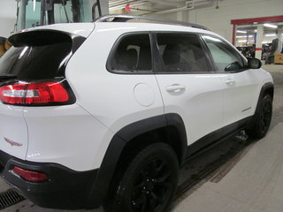 2017 Jeep Cherokee L Plus Pkg in Dartmouth, Nova Scotia - 4 - w320h240px