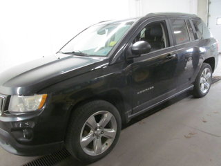 2013 Jeep Compass Limited in Dartmouth, Nova Scotia - 2 - w320h240px