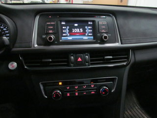 2016 Kia Optima LX in Dartmouth, Nova Scotia - 6 - w320h240px