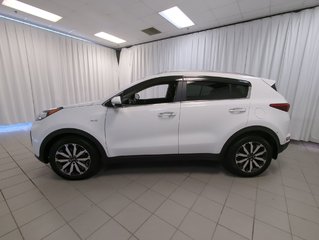 2017 Kia Sportage EX in Dartmouth, Nova Scotia - 5 - w320h240px