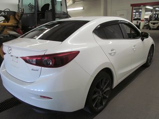 2018 Mazda 3 GT in Dartmouth, Nova Scotia - 4 - w320h240px