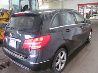 2014 Mercedes-Benz B-Class B 250 Sports Tourer in Dartmouth, Nova Scotia - 4 - w320h240px