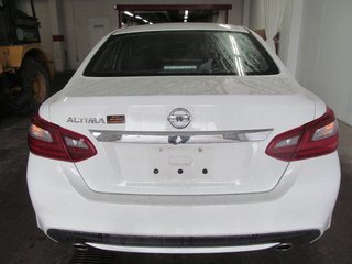2018 Nissan Altima SL in Dartmouth, Nova Scotia - 3 - w320h240px