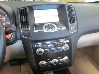 2012 Nissan Maxima 3.5 SV in Dartmouth, Nova Scotia - 6 - w320h240px