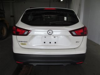 2018 Nissan Qashqai SV in Dartmouth, Nova Scotia - 3 - w320h240px